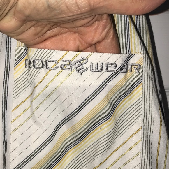 Men’s Rocawear Dress Shirt - Picture 3 of 8